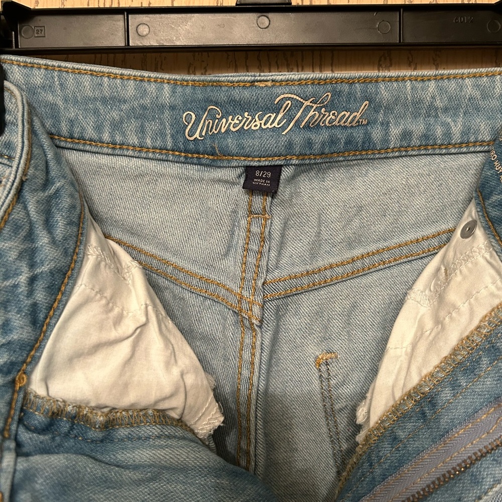 Highest Rise Strait Ripped Jeans - Picture 3 of 4